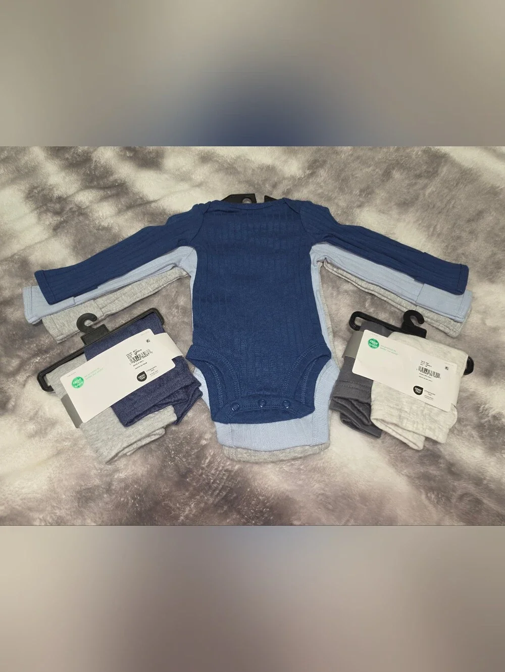 Carter's Bodysuit Set, Bibs And Sleeper
